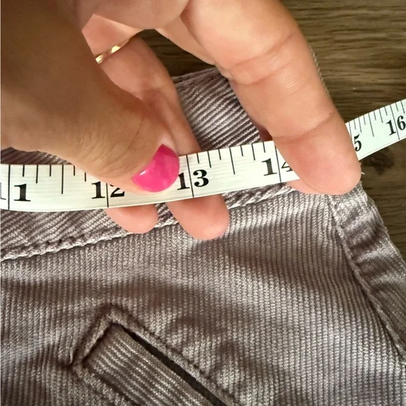 American Eagle corduroy skirt • Women’s size 2 - Picture 6 of 7